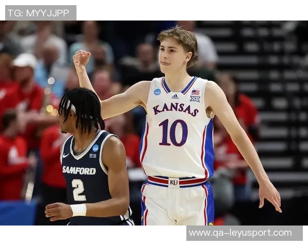 张佳玮分析杰伦布朗东部表现如SGA般稳定且得分能力持续提升